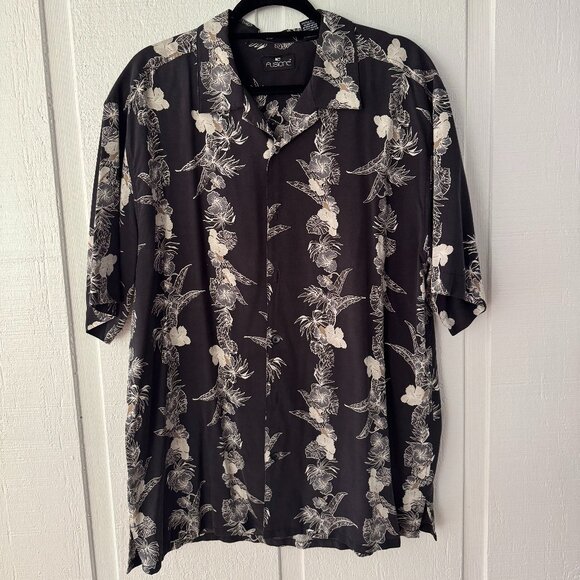 Fusione‎ Silk Hawaiian Shirt Floral Print Resort Wear Short Sleeve L - Picture 1 of 3